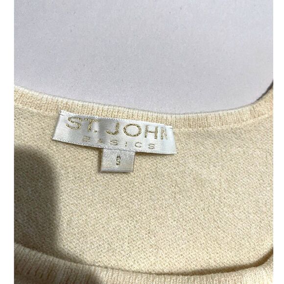 Cream Sleeveless Knit Top - Picture 3 of 5